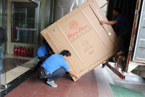 迎江钢琴贵重工艺品无忧运